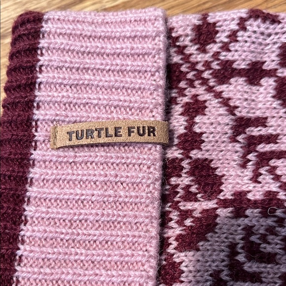 NWT Turtle Fur Ida Merino Wool Beanie - Picture 6 of 6